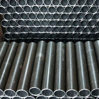 Parlak OD 25mm Dikişsiz Çelik Boru ASTM A36, Boy Kesme Hizmeti ile