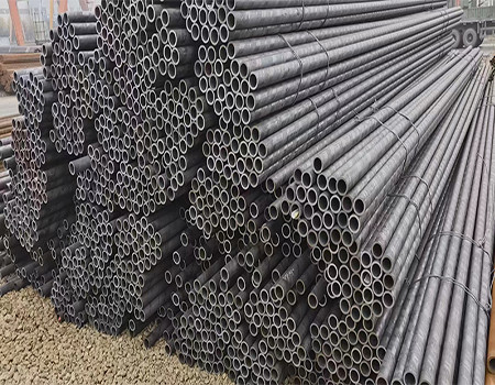 65mm Astm A192 Sıcak Haddelenmiş Karbon Dikişsiz Çelik Boru Veya Yüksek Basınçlı Kazan İçin Tüp